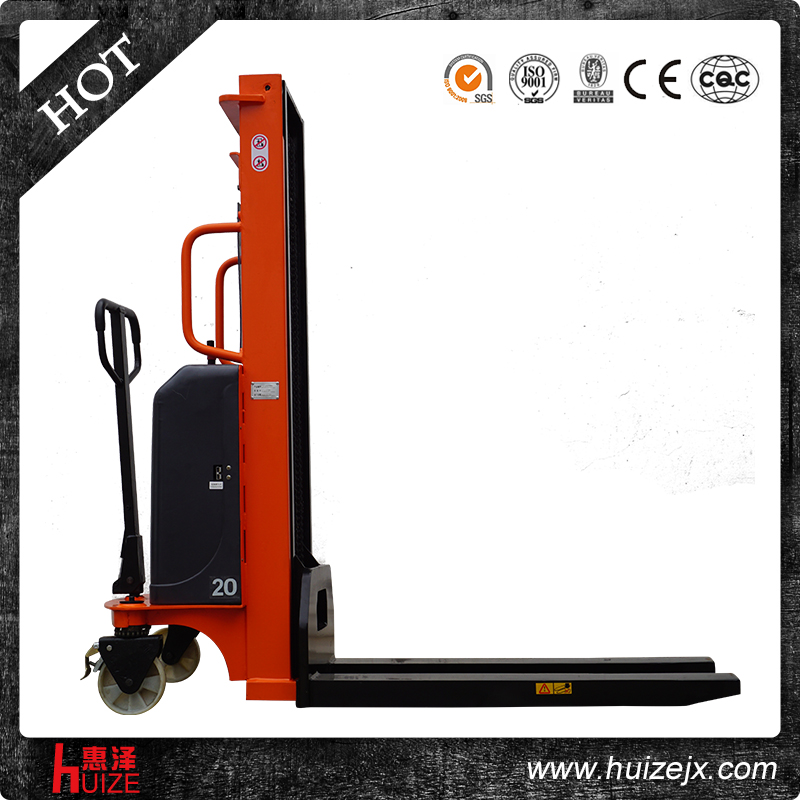 半電動堆高車(單門架) 半電動堆高車(單門架)